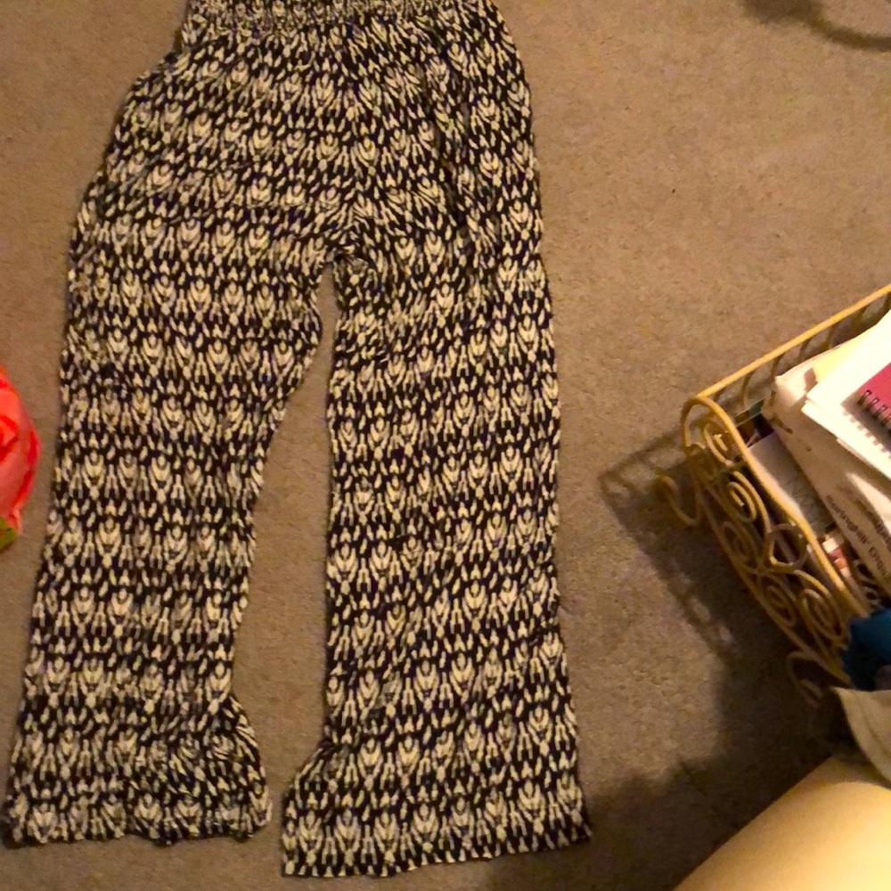 Wide leg pants